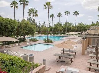 51 Turnbury Ln, Irvine, CA 92620