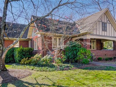 1900 Buena Vista Rd, Winston Salem, NC, 27104