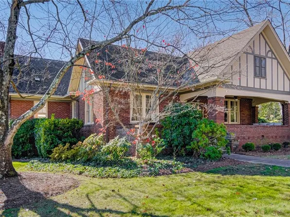 1900 Buena Vista Rd, Winston Salem, NC 27104