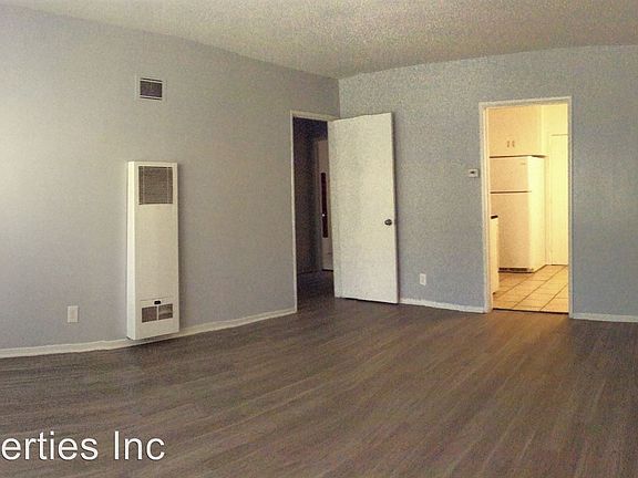 5th image of 3862 Potomac Ave APT 05