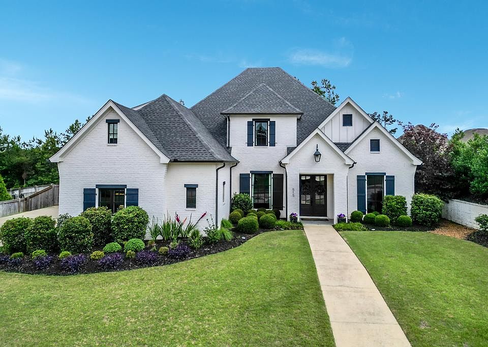1st image of 515 Fazio Dr
