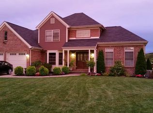 321 Rainbow Dr, Aliquippa, PA 15001