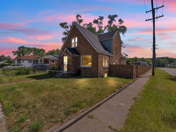 21004 Reimanville Ave, Ferndale, MI 48220