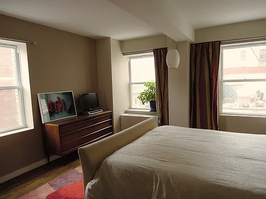 Sold by Zelda R Josephs, LREB | media 16