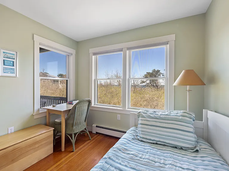 1 Beach House Ln — Photo 12