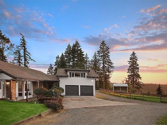 4th image of 16103 SE 352nd St