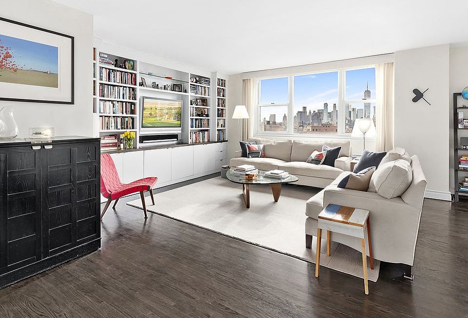 1st image of 77 7th Ave APT 20K