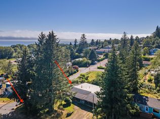 9920 6th St, Bay City, OR