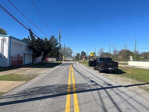 4th image of 1314 Talbotton Rd