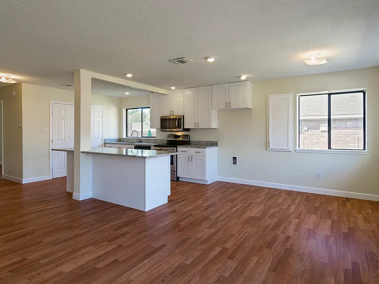6536 Bronze Leaf Dr — Photo 16