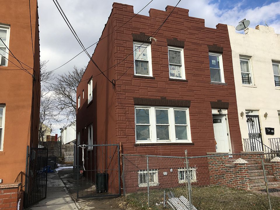 2nd image of 17359 106th Ave