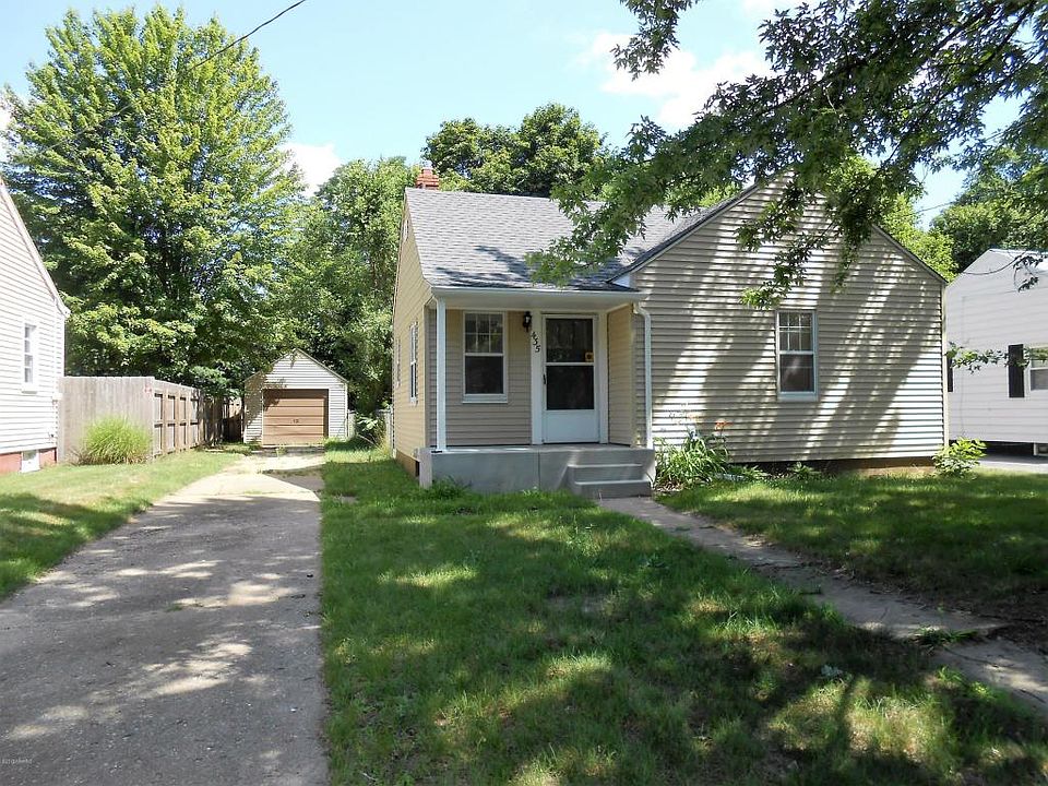 1st image of 435 Cornell Dr