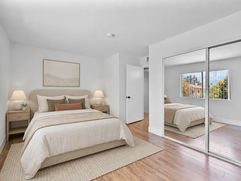 6606 Hazeltine Ave #108A — Photo 15