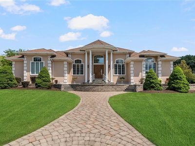 8 Steeple Ln, Lincoln, RI, 02865