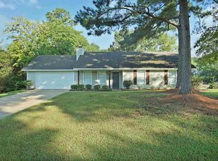 105 Lake Dockery Dr, Byram, MS 39272