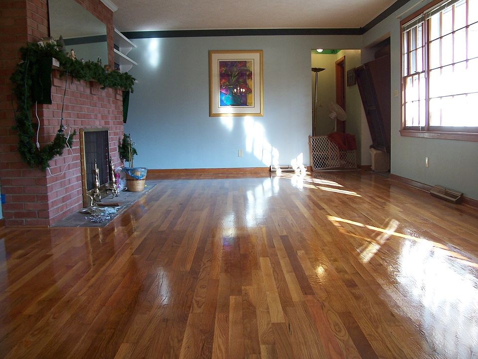 2nd image of 382 Winding Trl