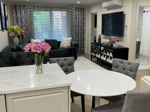 1916 Avenue X image 1 of 10