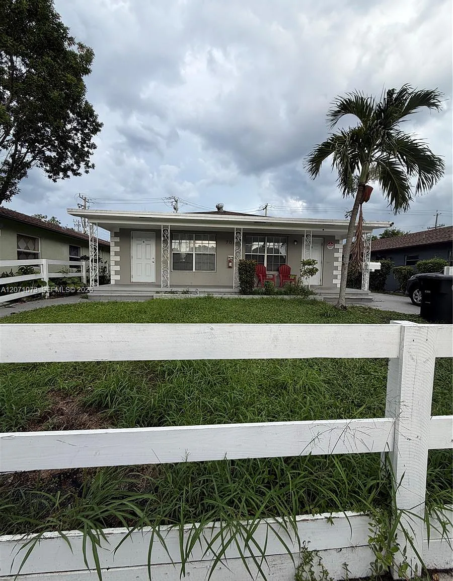Lake Worth Town Of — Photo 1