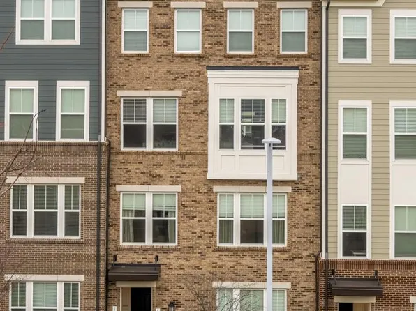 14967 River Walk Way, Woodbridge, VA 22191