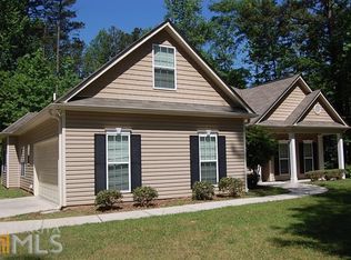 155 Brierwood Dr, Fayetteville, GA 30215