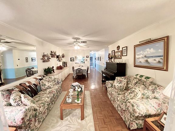 4th image of 2521 Juniper Drive #A