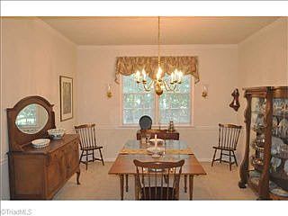 3rd image of 3 Old Orchard Ln