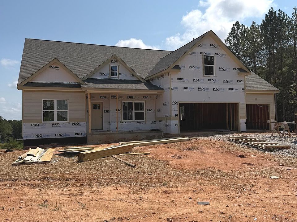 2nd image of 16 Lakewood Ln