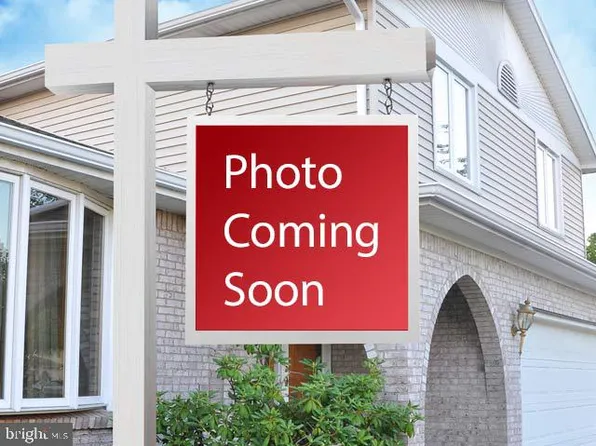 813 Mildenhall Ct, Purcellville, VA 20132