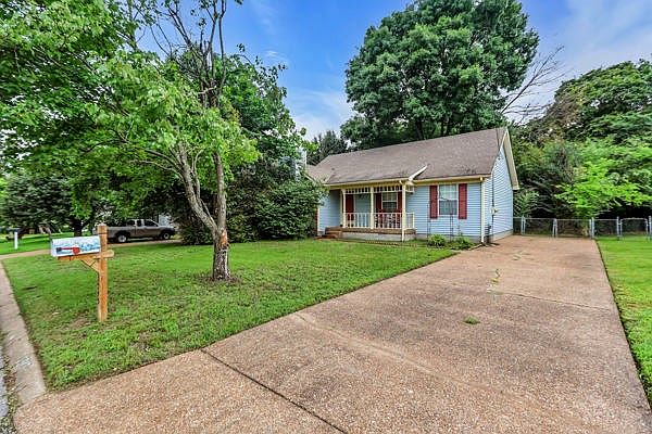 1st image of 3545 Lake Towne Dr