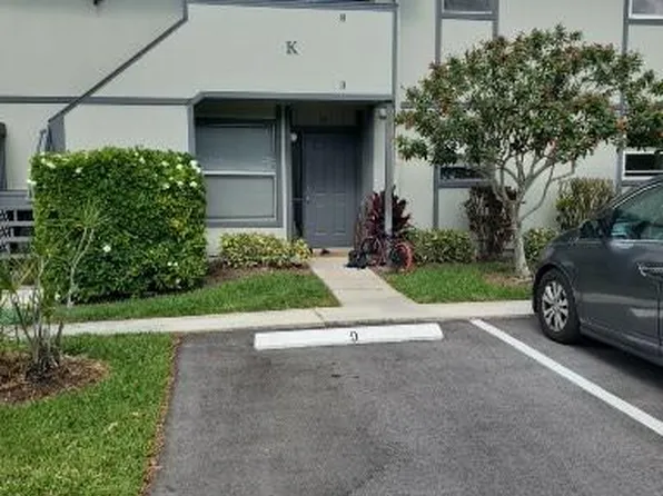 8227 SE Croft Cir, Hobe Sound, FL 33455