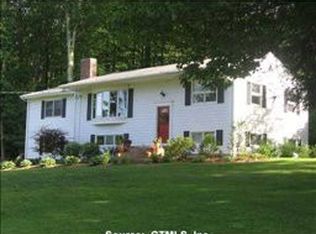 2 Hillcrest Rd, Danbury, CT 06811