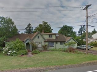 6040 SE Flavel Dr, Portland, OR 97206