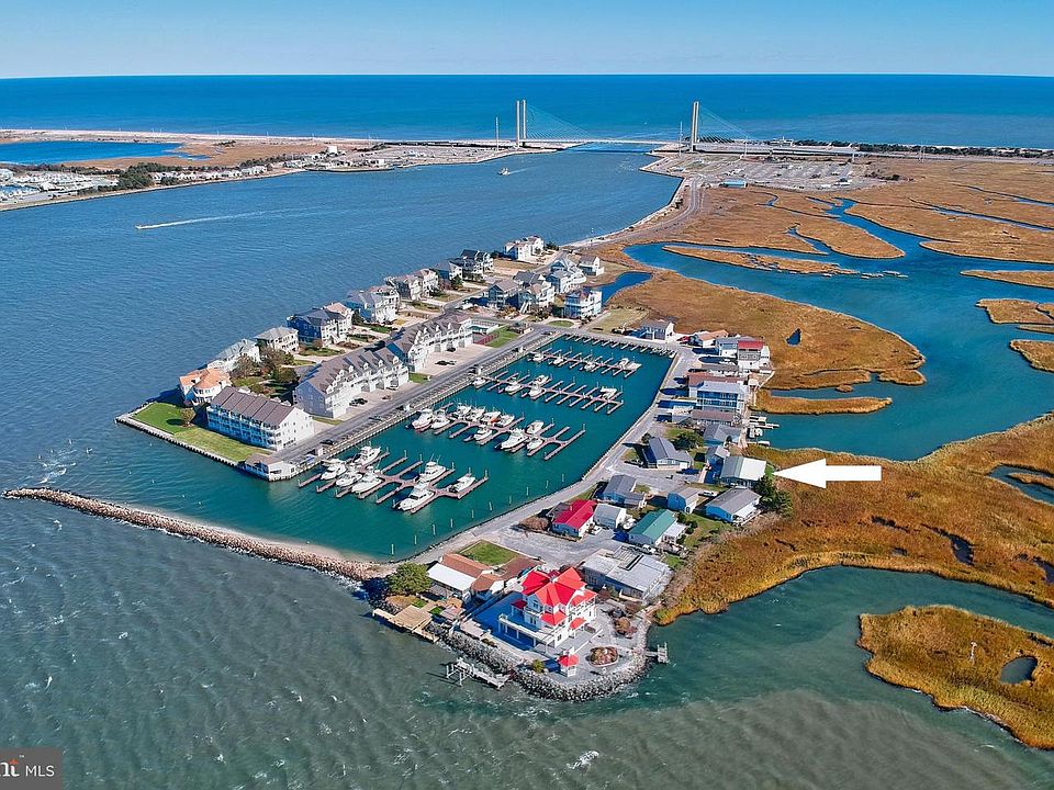 1st image of 40 S Shore Dr N #20105