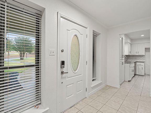 5th image of 107 Becky Ln
