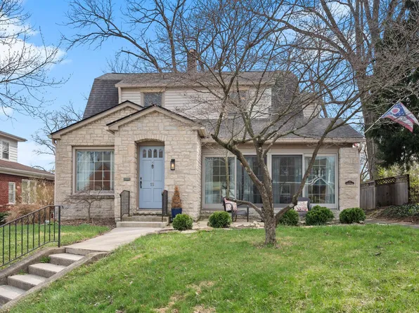15 Woodland Ave, Delaware, OH 43015