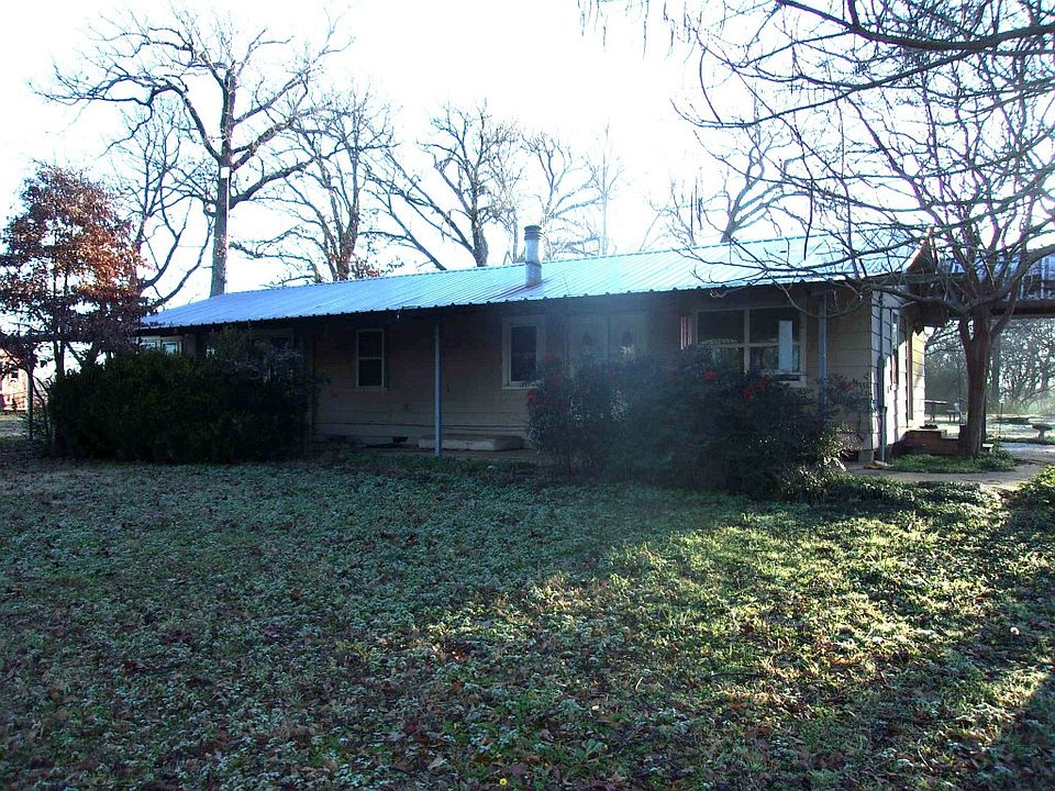 1st image of 619 County Road 2391