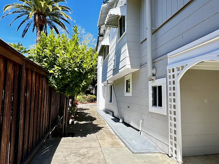 28 Cordone Dr — Photo 27