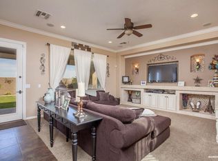 1984 E Dubois Ave, Gilbert, AZ 85298