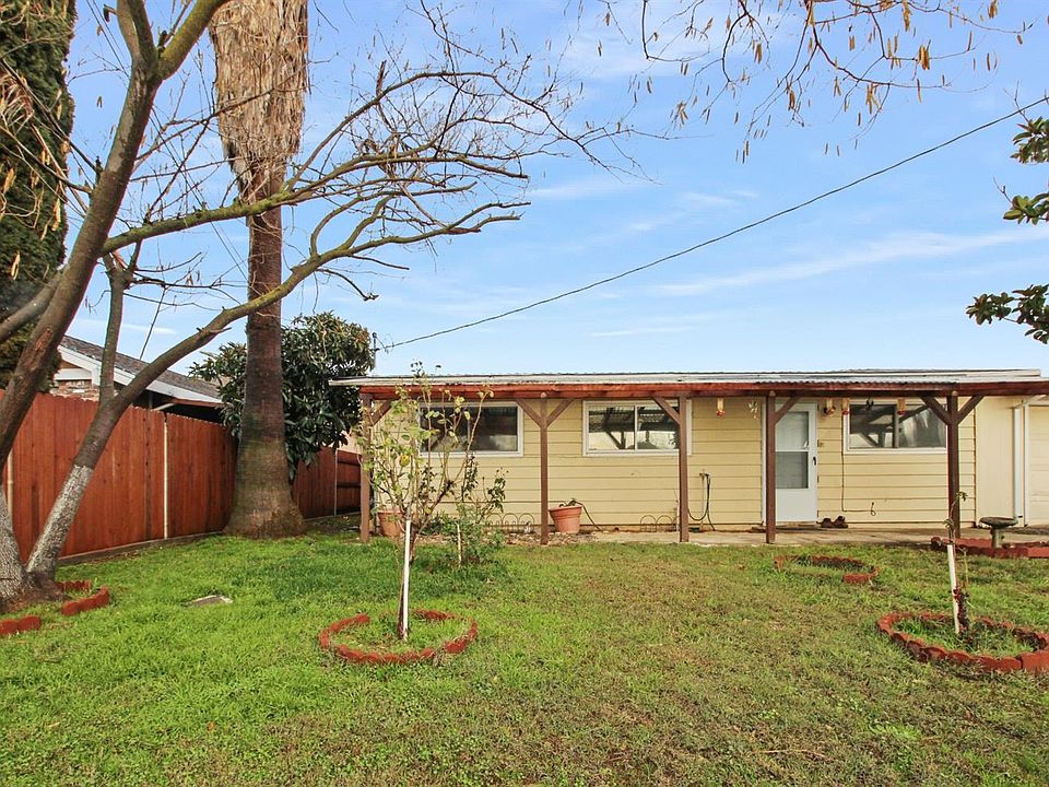 1st image of 3929 Biglow Dr
