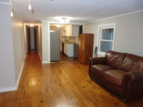 4th image of 131A Etowah Dr #A