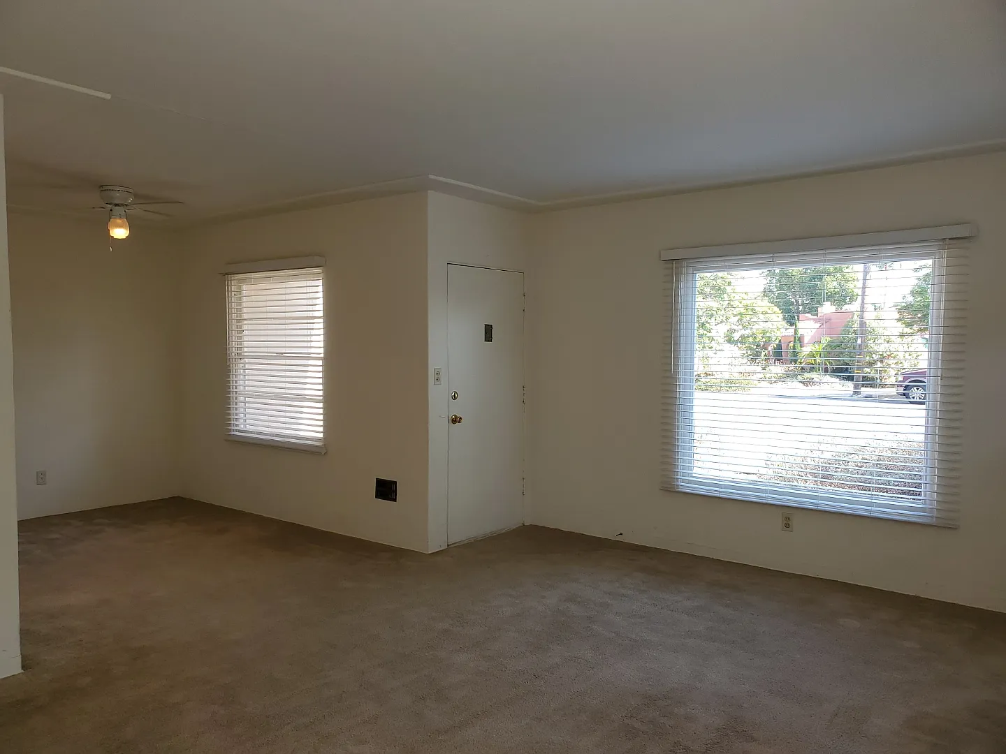 2 bed, 872 sqft, $1,475 — Photo 3