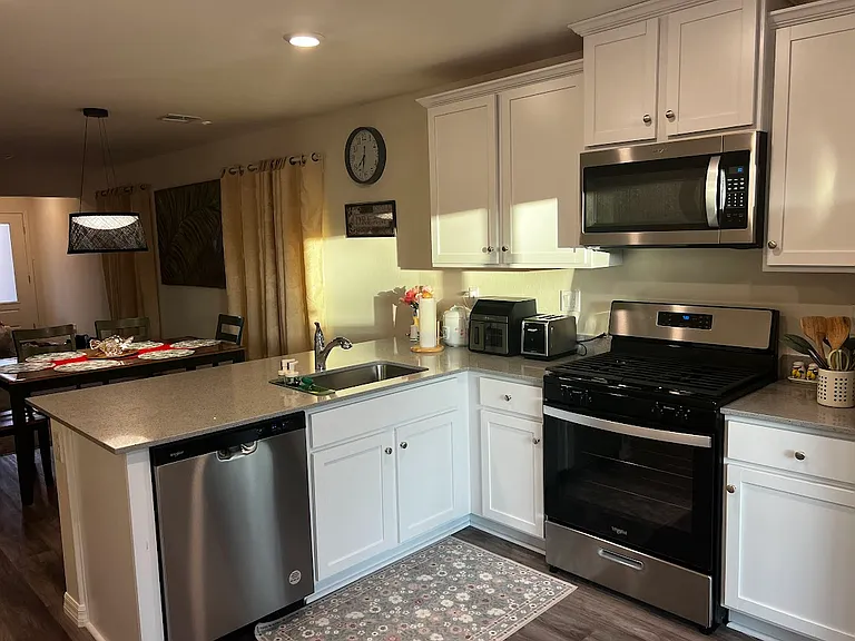 4207 Gold Desert St — Photo 18