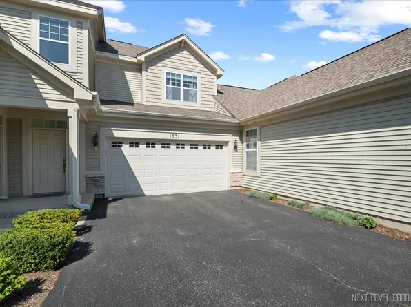 1831 Havenshire Rd #1831, Aurora, IL 60502
