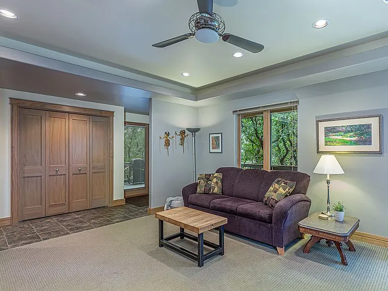 43 Ophir Dr — Photo 7