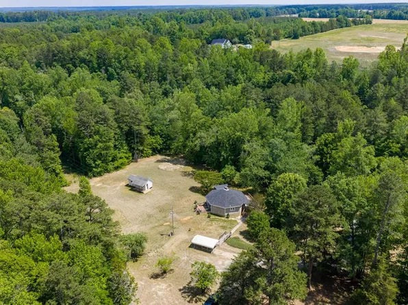 2533 Beech Forest Rd, Kenbridge, VA 23944