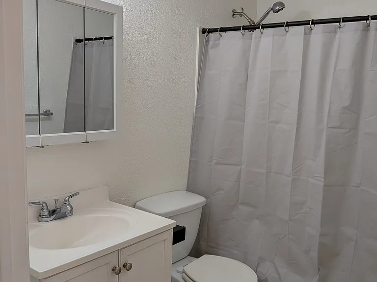 5548 Steffens Ave — Photo 8