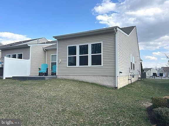 5th image of 143 Long Point Dr