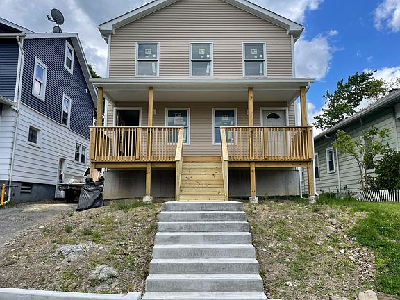 2nd image of 69 Townsend Ave Floor 1