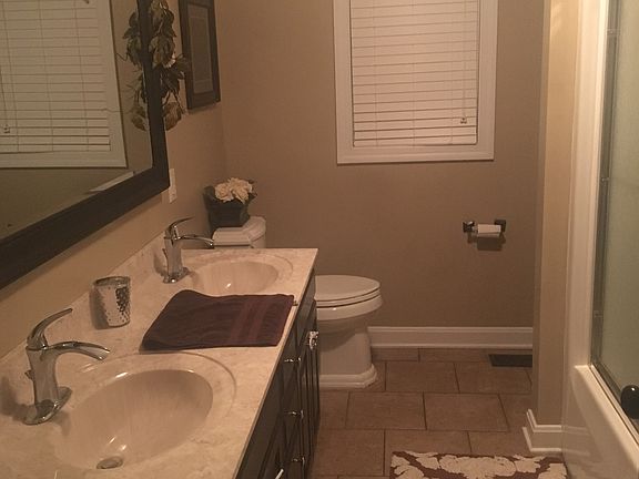 Master bathroom downstairs
