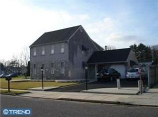 137 Crestview Dr, Deptford, NJ 08096